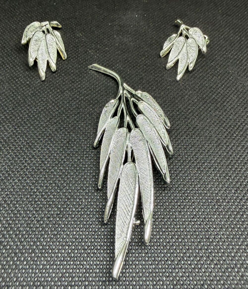 Vtg Judy Lee Signed Jewelry Set Silver Tone Textured Leaf Brooch Clip On Earring